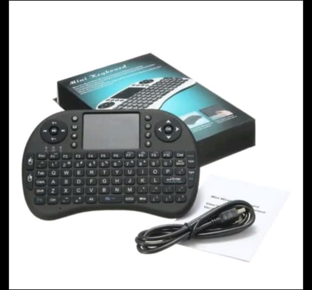 UNIVERSAL BLUETOOTH REMOTE